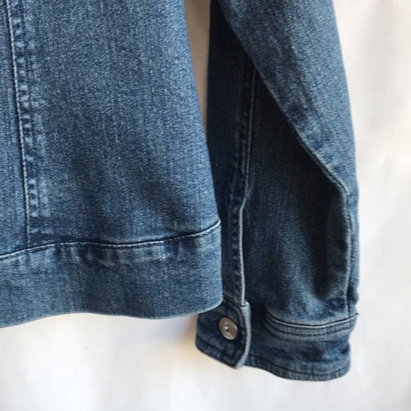 AMI denim blue jean jacket with ruffle detailing, L - Picture 5 of 11